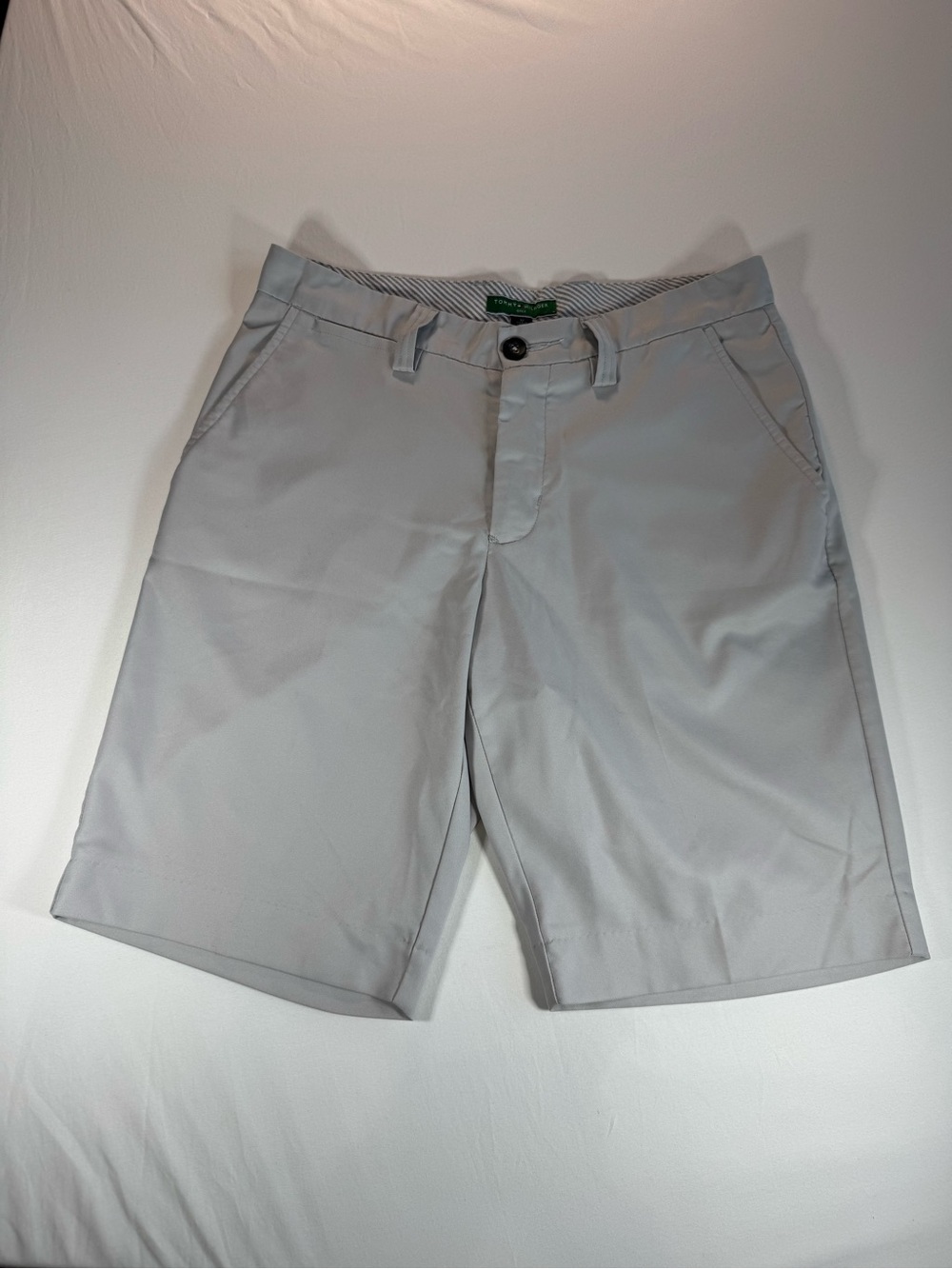 Tommy Hilfiger Golf Bristol Bermuda Flat Front Shorts Gray Mens 32